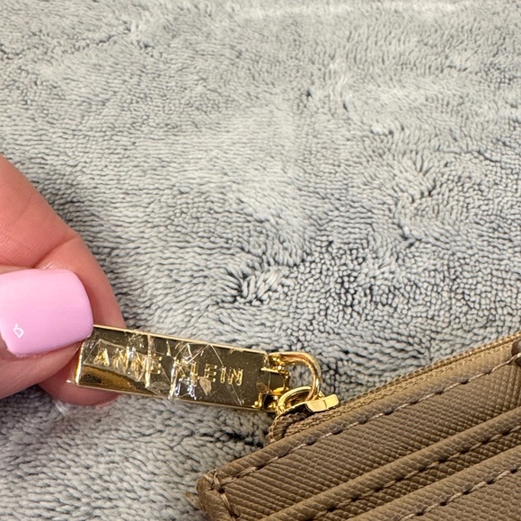 Anne Klein Saffiano Mini Wallet - Tan - New/Factory Plastic - Picture 2 of 8